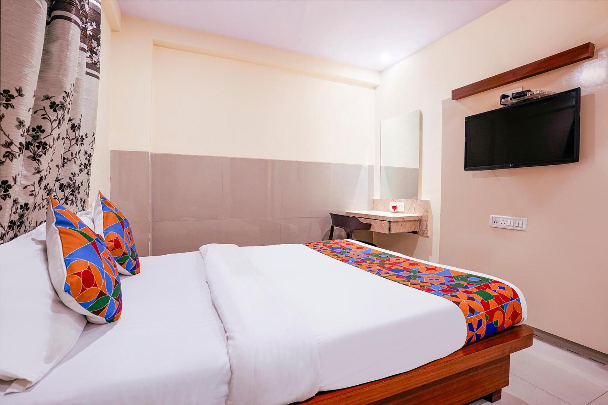 Vashi Fabhotel Everest מראה חיצוני תמונה