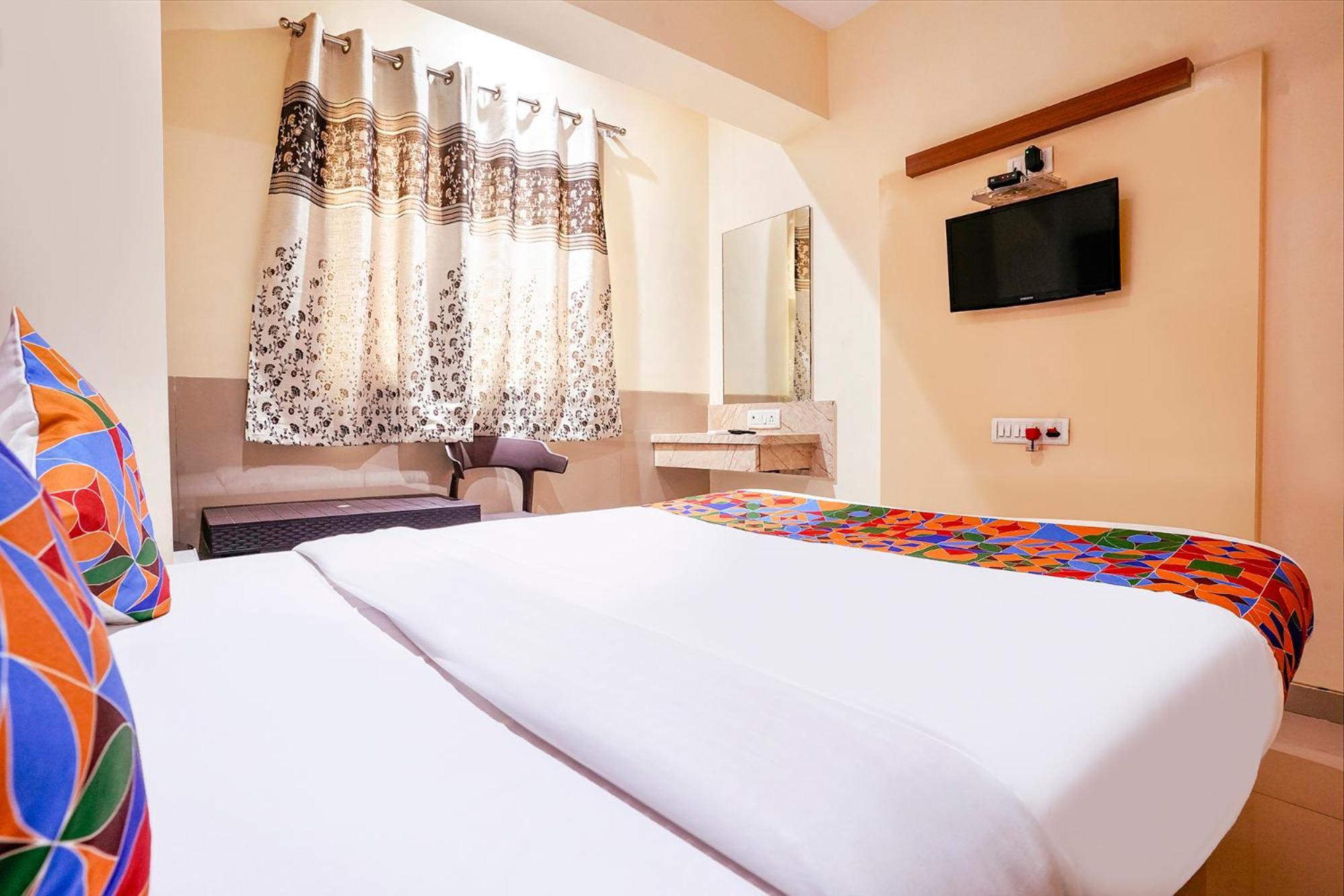 Vashi Fabhotel Everest מראה חיצוני תמונה