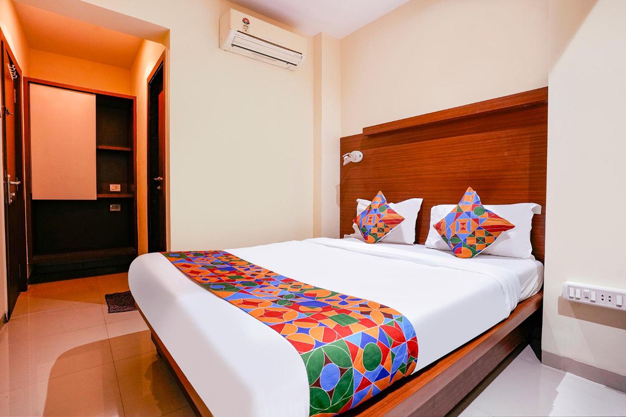 Vashi Fabhotel Everest מראה חיצוני תמונה
