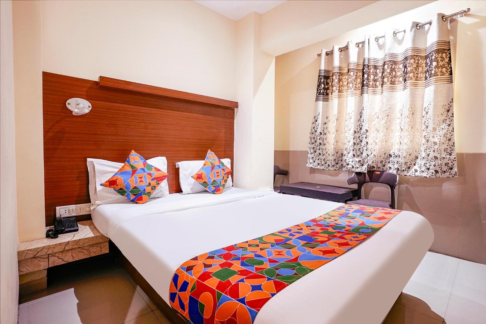 Vashi Fabhotel Everest מראה חיצוני תמונה