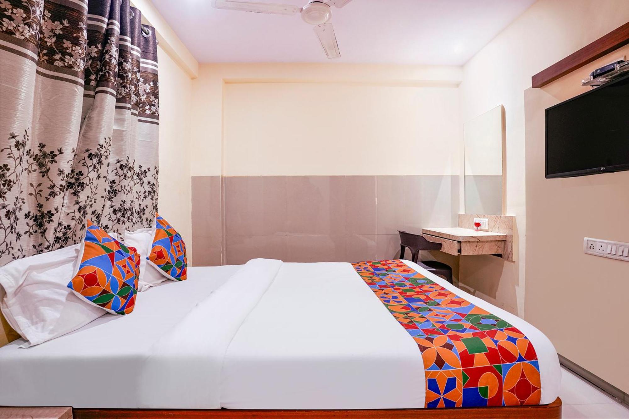 Vashi Fabhotel Everest מראה חיצוני תמונה