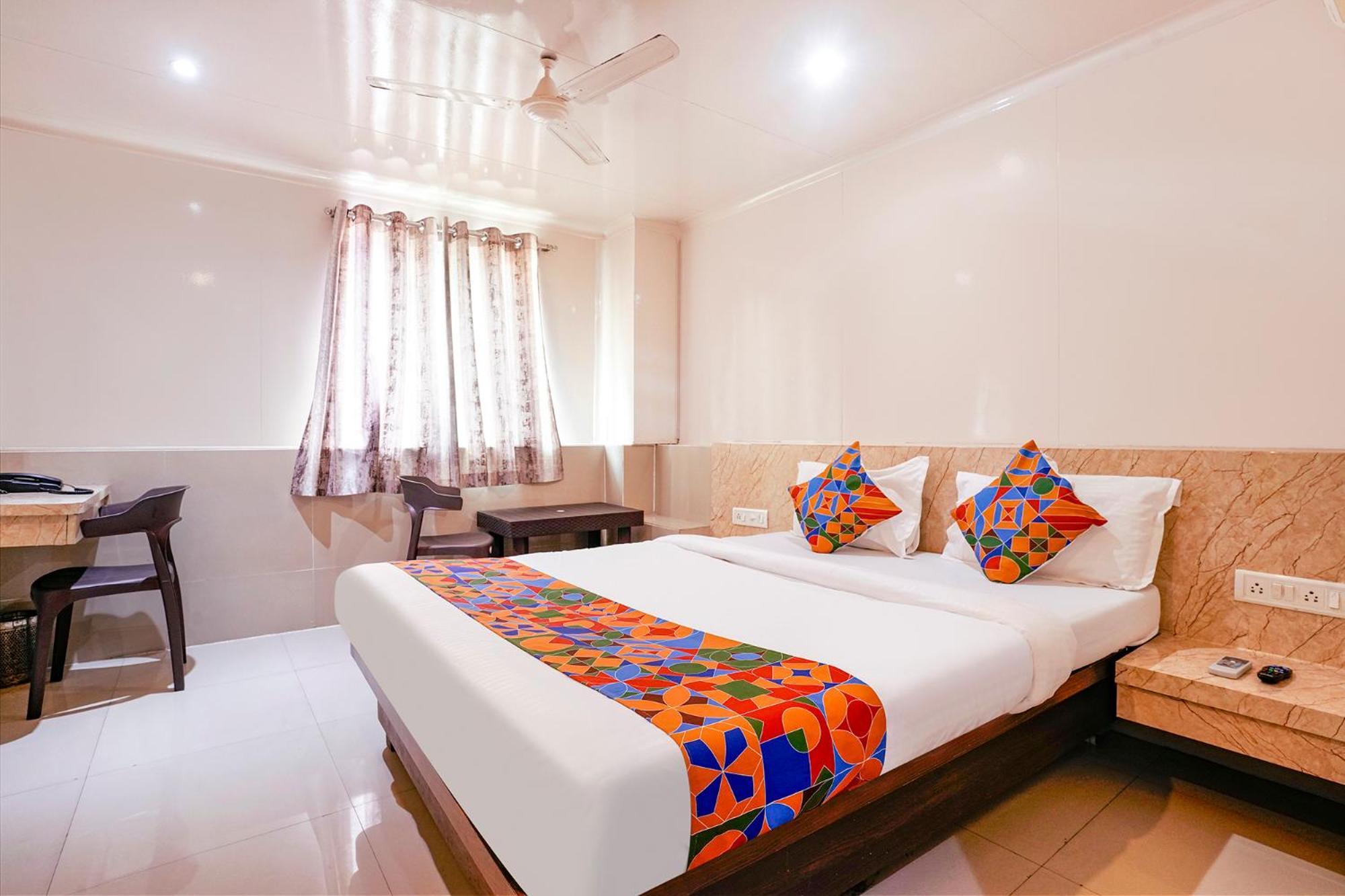 Vashi Fabhotel Everest מראה חיצוני תמונה